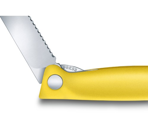 Нож для овощей VICTORINOX SwissClassic, складной, лезвие 11 см с волнистой заточкой, жёлтый