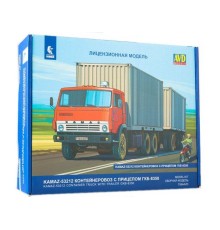Сборная модель AVD КАМАЗ-53212 контейнеровоз с прицепом ГКБ-8350, 1/43