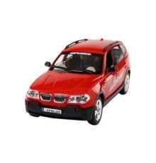 Р/У машина BMW X5 1:18 cвет, сигнализация