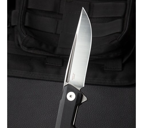 Нож Bestechman Dundee сталь D2, рукоять G10 черная