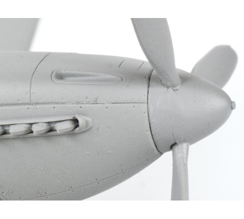 Сборная модель ZVEZDA Советский истребитель Як-3 (сборка без клея), 1/72