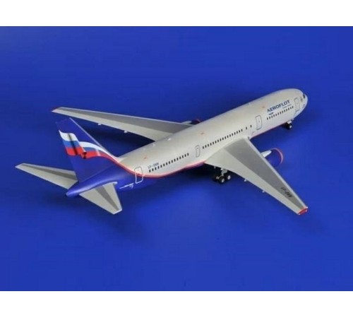 Сборная модель ZVEZDA Пассажирский авиалайнер Боинг 767-300, 1/144