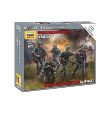 Сборные солдатики ZVEZDA Немецкие панцергренадеры в анораках, 1/72