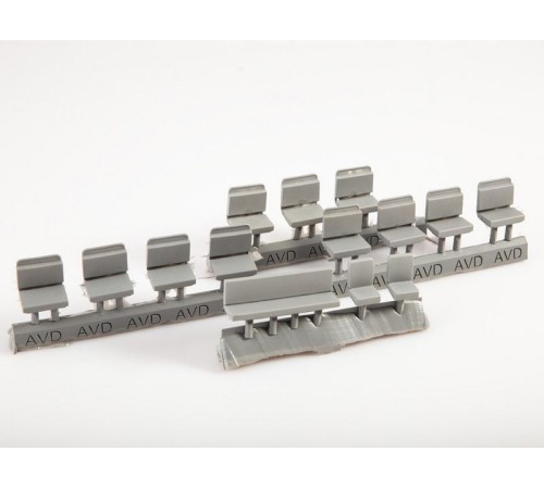 Сборная модель AVD Прогресс-35, 1/43