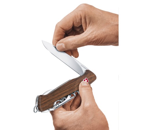 Нож перочинный VICTORINOX Wine Master, 130 мм, 6 функций, с фиксатором, рукоять из орехового дерева