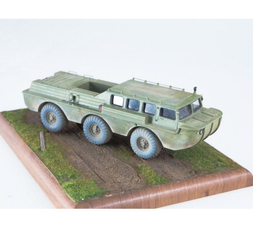 Сборная модель AVD Вездеход-амфибия ЗИЛ-49042, 1/43
