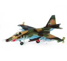 Сборная модель ZVEZDA Советский штурмовик Су-25, 1/72