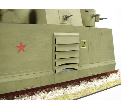 Сборная картонная модель Shipyard бронедрезина Leningrad(№43), 1/25