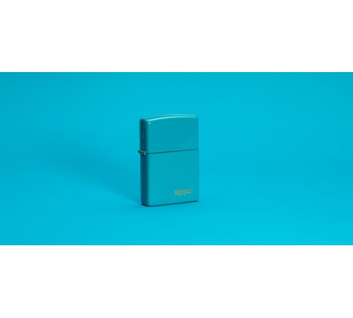 Зажигалка ZIPPO Classic с покрытием Flat Turquoise, латунь/сталь, бирюзовая, матовая, 38x13x57 мм