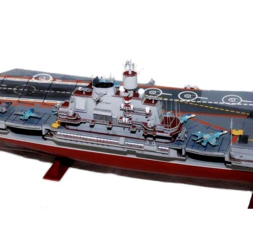 Сборная модель ZVEZDA Российский крейсер 