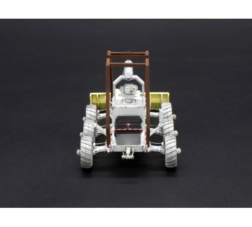 Сборная модель Red Iron Models Сервисно-транспортный робот СТР-1, 1/35