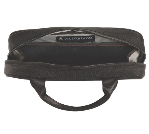Несессер VICTORINOX Lifestyle Accessories 4.0 Overnight Essentials Kit, чёрный, нейлон, 23x4x13 см