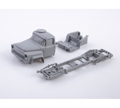 Сборная модель AVD Автомобиль грузовой 66А, 1/43
