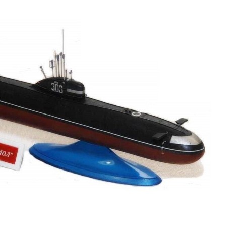 Сборная модель ZVEZDA Подводная лодка “Ленинский Комсомол” К-3, 1/350