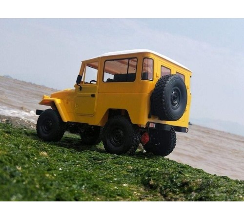 Радиоуправляемая машина WPL японский внедорожник FJ40 (желтая) 4WD 2.4G 1/16 RTR