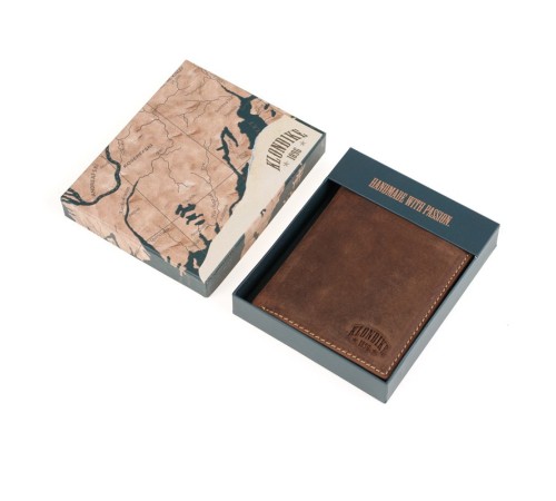 Бумажник KLONDIKE Yukon, натуральная кожа в коричневом цвете, 10 х 2 х 12,5 см
