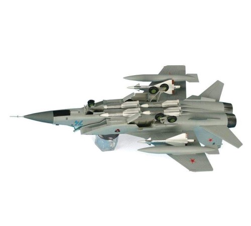 Сборная модель ZVEZDA Советский истребитель-перехватчик МиГ-31, 1/72