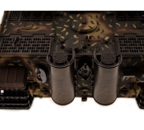 Р/У танк Torro Sturmtiger Panzer 1/16  2.4G, зеленый, ИК-пушка