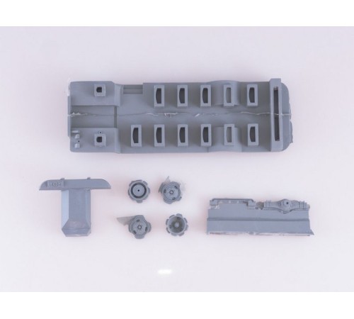 Сборная модель AVD Автобус ПАГ-2М, 1/43