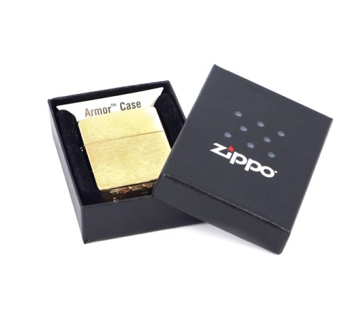 Зажигалка ZIPPO Armor™ с покрытием Brushed Brass, латунь/сталь, золотистая, матовая, 38x13x57 мм