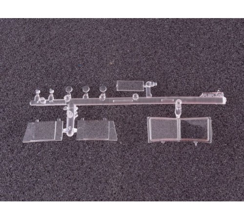 Сборная модель AVD МАЗ-200В с полуприцепом МАЗ-5215, 1/43