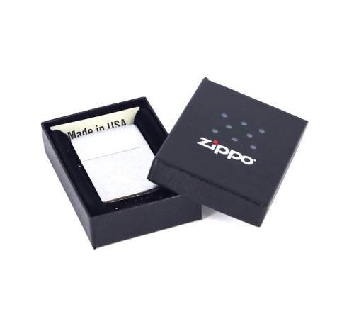 Зажигалка ZIPPO Classic с покрытием Satin Chrome™, латунь/сталь, серебристая, матовая, 38x13x57 мм