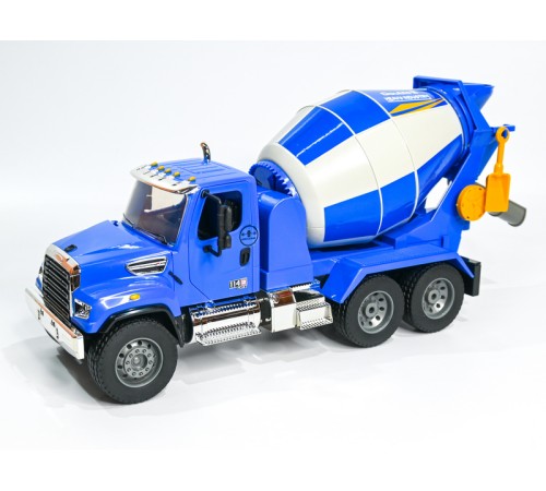 Радиоуправляемый бетоновоз Double Eagle Freightliner 114SD 1/20 2.4G RTR