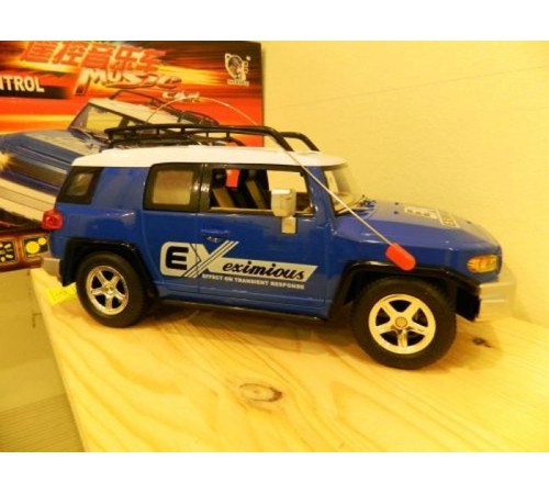 Р/У машина HQ 630 масштаб 1:18 Toyota FJ (NiCD +зу)
