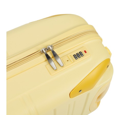 Чемодан TORBER В Отпуск, желтый, ABS-пластик, 36 х 22 х 55 см, 31 л, 2,4 кг