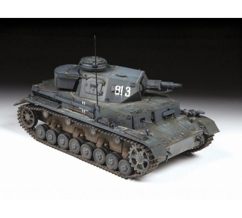 Сборная модель ZVEZDA Немецкий средний танк Т-IV E, 1/35