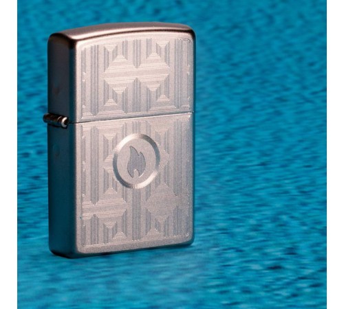 Зажигалка ZIPPO Labyrinth с покрытием Satin Chrome, латунь/сталь, серебристая, матовая, 38x13x57 мм