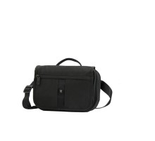 Сумка наплечная VICTORINOX Commuter Pack горизонтальная, чёрная, нейлон 800D, 24x7x18 см, 3 л
