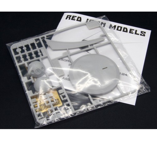 Сборная модель Red Iron Models Советский ИСЗ Спутник-1, 1/24