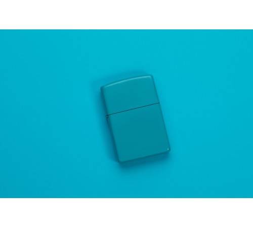 Зажигалка ZIPPO Classic с покрытием Flat Turquoise, латунь/сталь, бирюзовая, матовая, 38x13x57 мм