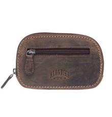 Ключница KLONDIKE Yukon, натуральная кожа в коричневом цвете, 11,5 х 2 х 7,5 см