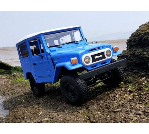 Радиоуправляемая машина WPL японский внедорожник FJ40 (голубая) 4WD 2.4G 1/16 RTR