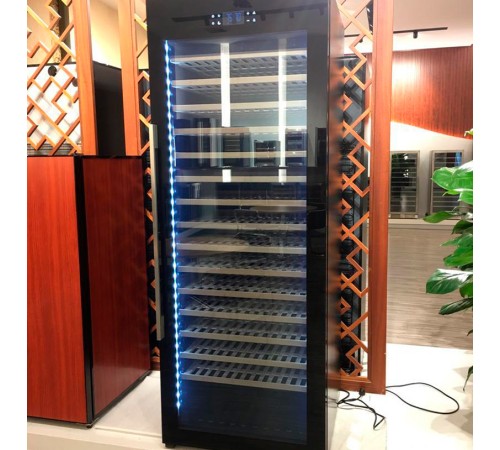 Винный шкаф с инверторным компрессором Cellar Private CP344