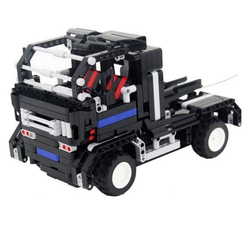 Р/У конструктор Qihui Mechanical Master 2 в 1 Тягач и Спорткар (486 деталей)