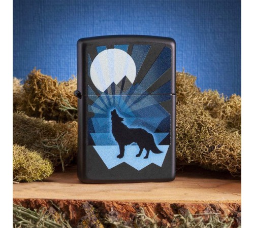 Зажигалка ZIPPO Wolf and Moon с покрытием Black Matte, латунь/сталь, чёрная, матовая, 38x13x57 мм