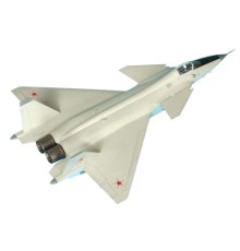 Сборная модель ZVEZDA Российский многофункциональный истребитель нового поколения МиГ 1.44 МФИ,1/72