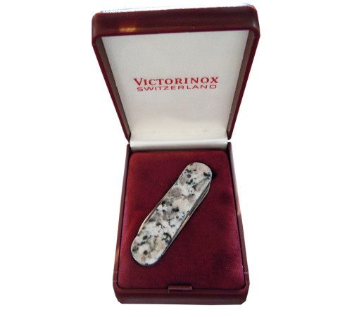 Нож-брелок VICTORINOX Rosa Betha, коллекционный, 58 мм, 4 функции, рукоять из натурального камня