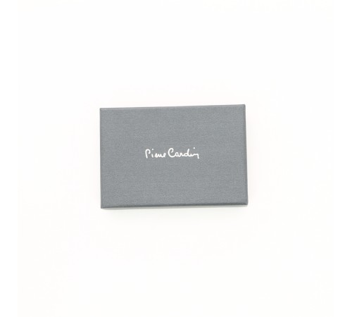 Визитница Pierre Cardin. Корпус- металл, иск.кожа. Размер 9,3 х 6,0 х 0,8 см. Цвет - синий.