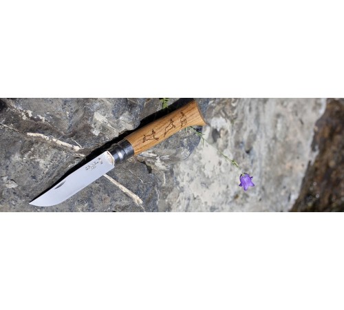 Нож Opinel №8 Animalia, нержавеющая сталь, рукоять дуб, гравировка серна, 001621