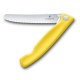 Нож для овощей VICTORINOX SwissClassic, складной, лезвие 11 см с волнистой заточкой, жёлтый