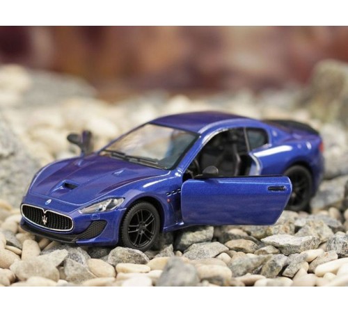 Машина Kinsmart 1:38 Maserati GranTurismo MC Stradale инерция (1/12шт.) б/к
