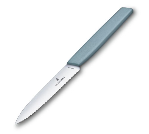 Нож для овощей и фруктов VICTORINOX Swiss Modern, лезвие 10 см с волнистой кромкой, серо-голубой