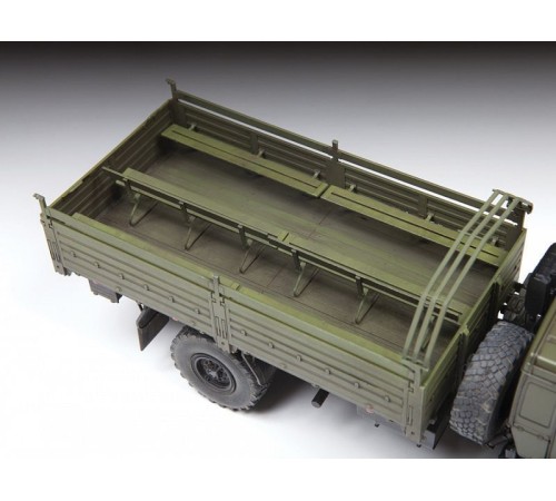 Сборная модель ZVEZDA Российский двухосный грузовой автомобиль К-4350, 1/35