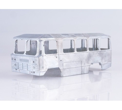 Сборная модель AVD Автобус повышенной проходимости АПП-66, 1/43