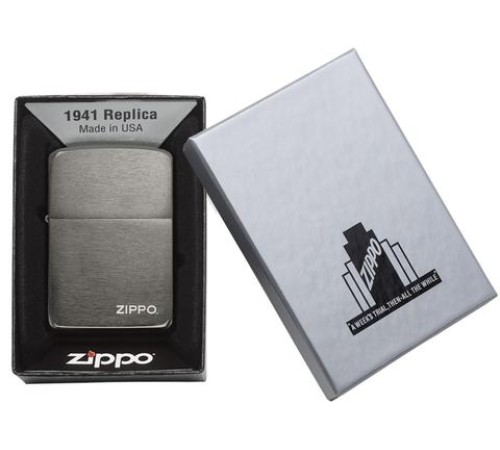 Зажигалка ZIPPO 1941 Replica ™ с покрытием Black Matte, латунь/сталь, чёрная, матовая, 38x13x57 мм