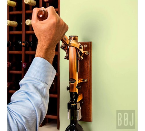 Штопор настенный для вина Boj Traditional Wall Corkscrew Old Copper